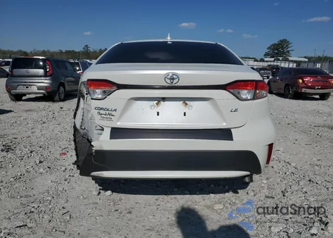 2021 Toyota Corolla Le z USA, uszkodzony, nr VIN JTDEPMAE5MJ179977